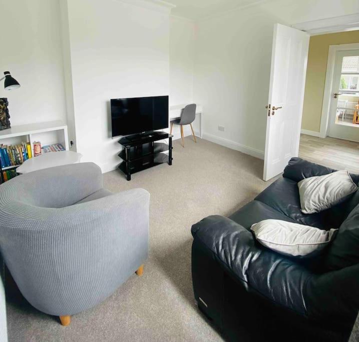 The Townhouse Dungloe Villa Exterior foto