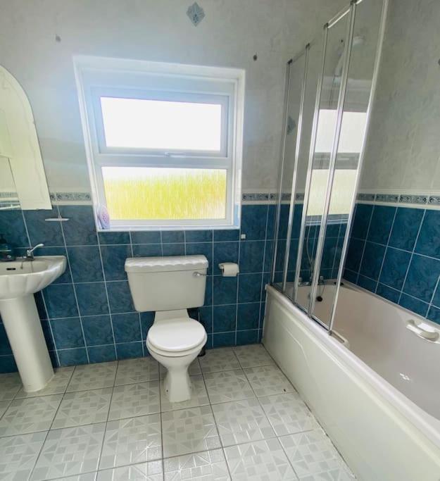 The Townhouse Dungloe Villa Exterior foto